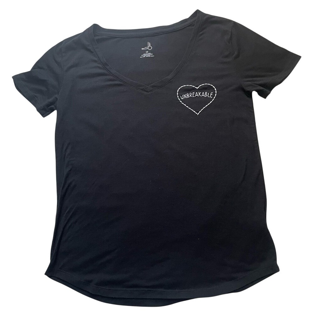 Belle + Sky Black V-neck T-Shirt, XS